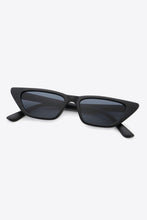 Load image into Gallery viewer, UV400 Polycarbonate Cat Eye Sunglasses
