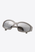 Load image into Gallery viewer, UV400 Polycarbonate Cat-Eye Sunglasses
