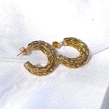 Load image into Gallery viewer, These 18K Gold Basket Weave Hoop Earrings are a great addition to your everyday wear. Gold jewelry. Gold hoop earrings for women. Unique hoop earring design. Quality and affordable jewelry. Jewelry for women. The Bae Collection - Lucky Birds Boutique.
