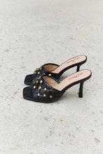 Load image into Gallery viewer, Forever Link Square Toe Quilted Mule Heels in Black
