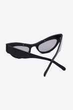 Load image into Gallery viewer, UV400 Rhinestone Trim Cat-Eye Sunglasses
