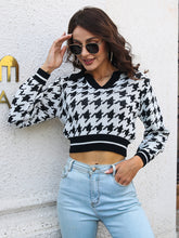 Load image into Gallery viewer, Houndstooth Johnny Collar Cropped Sweater

