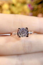 Load image into Gallery viewer, 1 Carat Moissanite Ring

